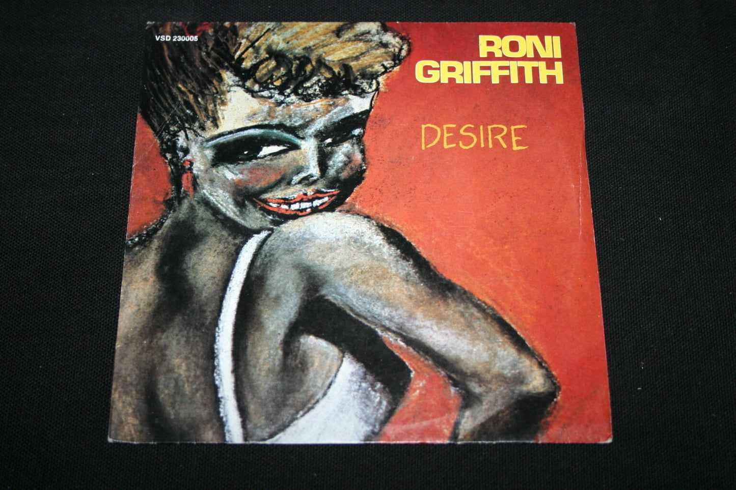 RONI GRIFFITH SP 45T 7" DESIRE 1982