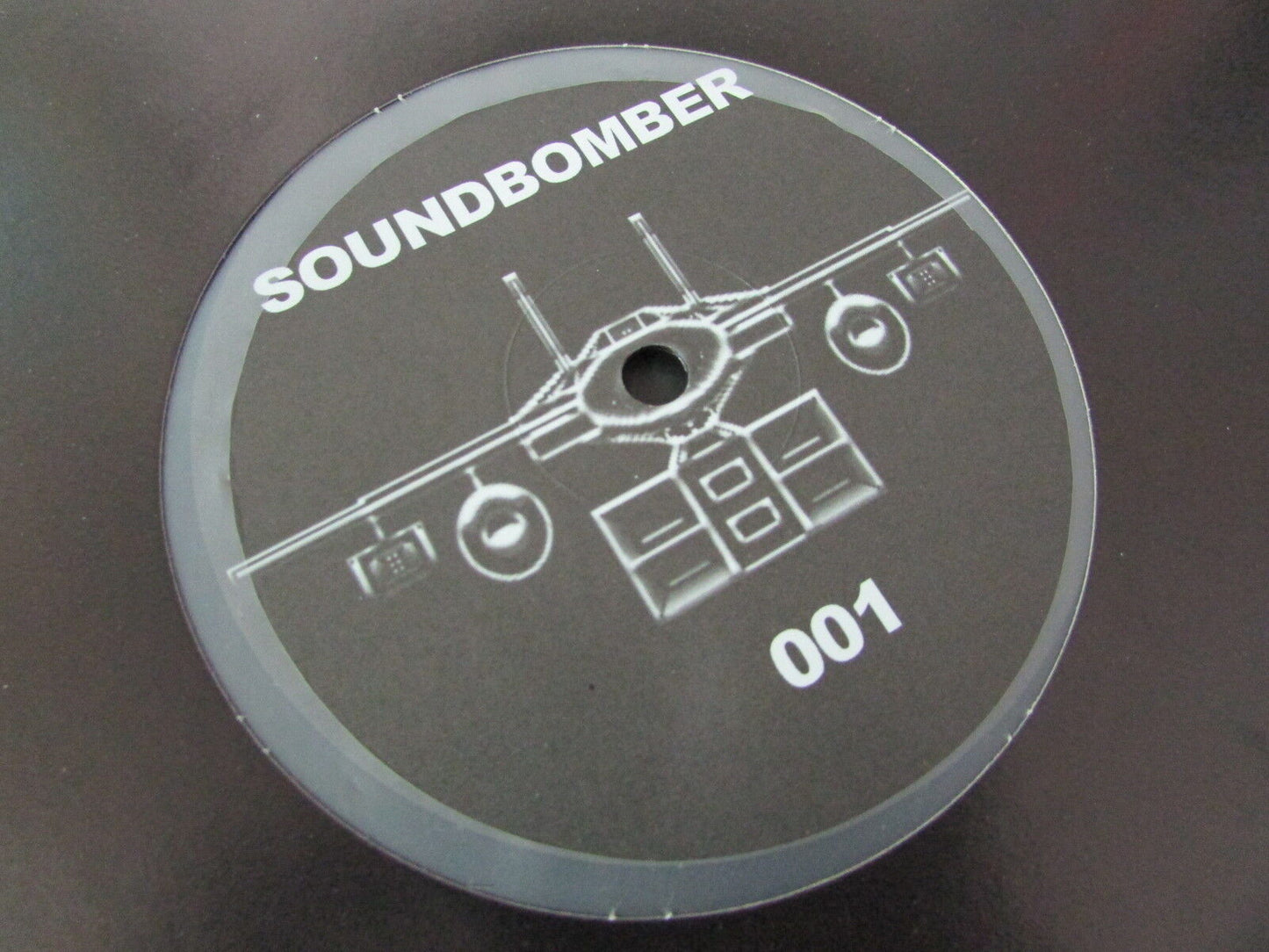 SOUNDBOMBER 001 MAXIMUM UNDERGROUND CZ MAXI 45T 12"