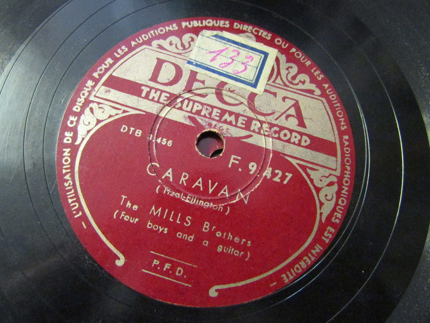 THE MILLS BROTHERS CARAVAN / LITTLE OLD LADY 78T DECCA 9427