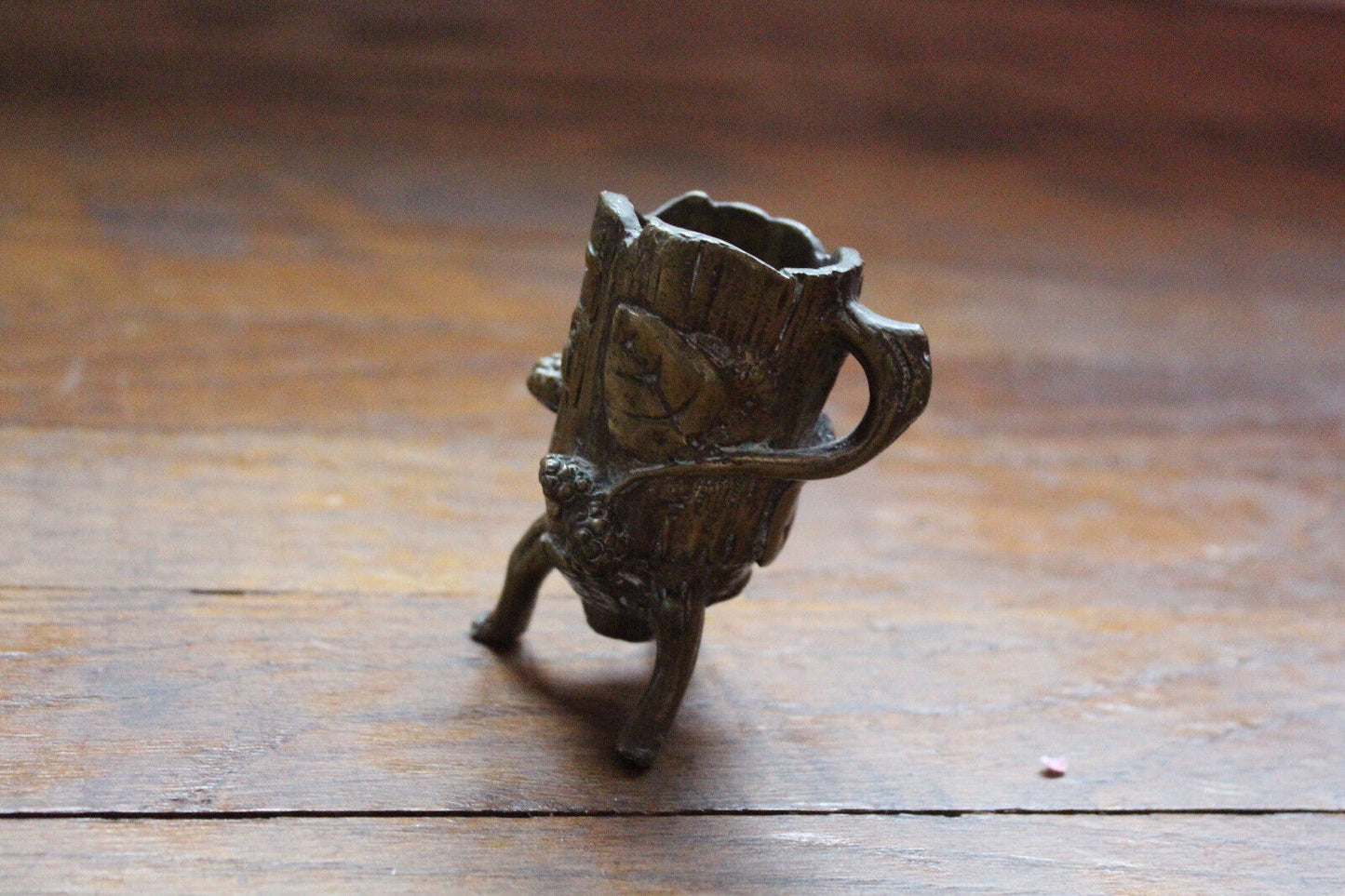 Ancien petit bougeoir laiton