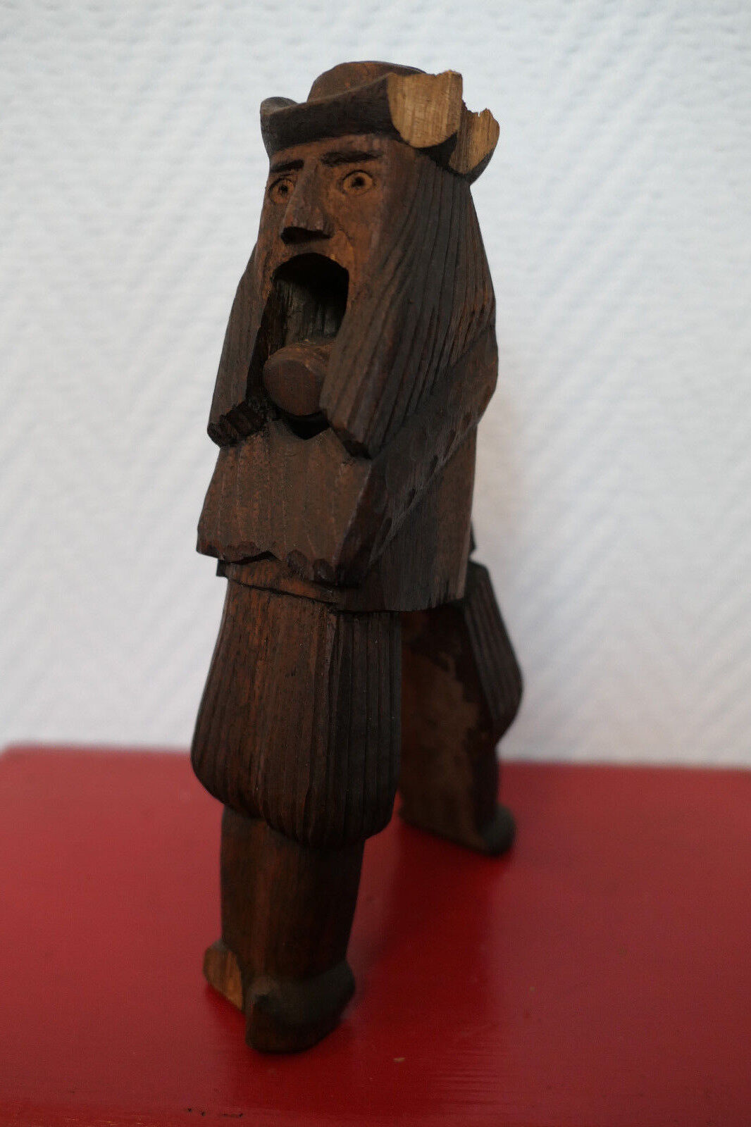 ANCIEN CASSE NOIX ANTHROPOMORPHE FORME HOMME BRETON ART POPULAIRE BRETAGNE XIXe