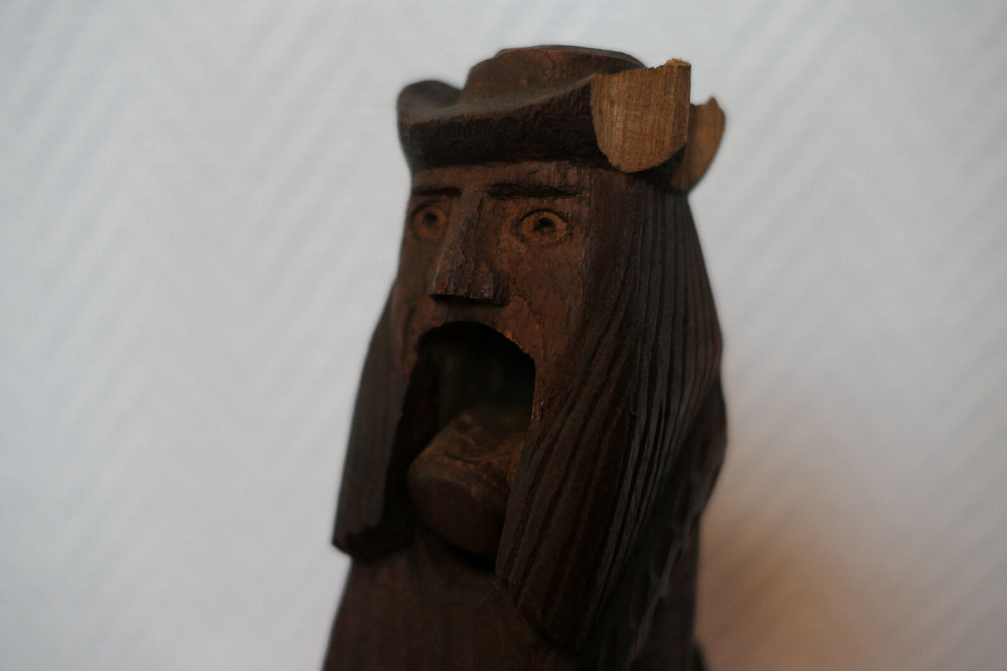 ANCIEN CASSE NOIX ANTHROPOMORPHE FORME HOMME BRETON ART POPULAIRE BRETAGNE XIXe