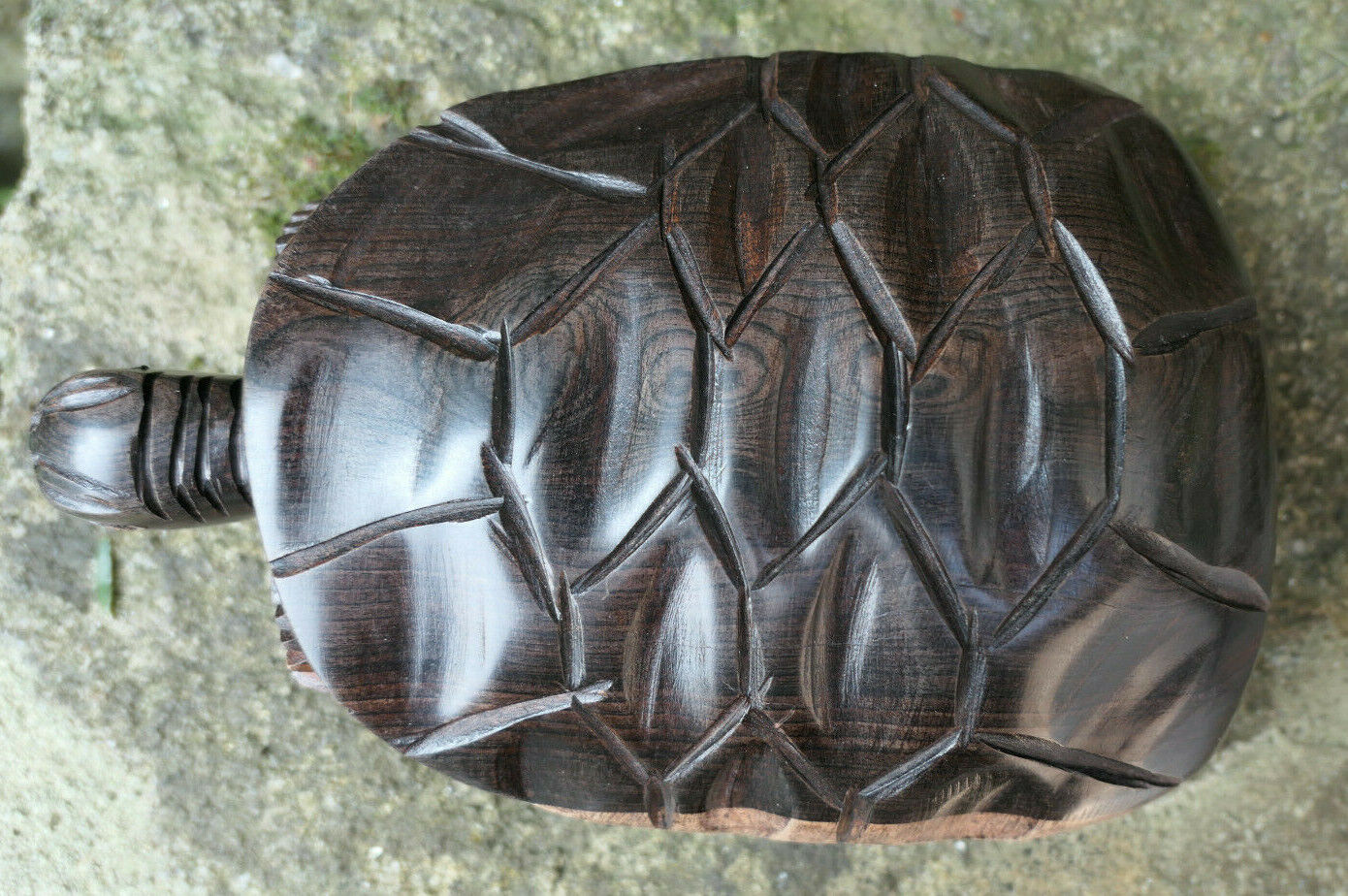 TORTUE EN BOIS SCULPTE 17 CM