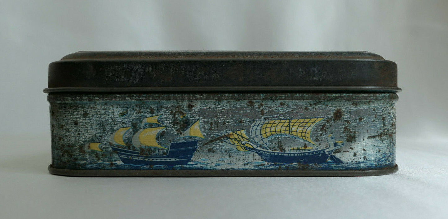 ANCIENNE BOITE TOLE LITHOGRAPHIEE BATEAU PAQUEBOT NORMANDIE