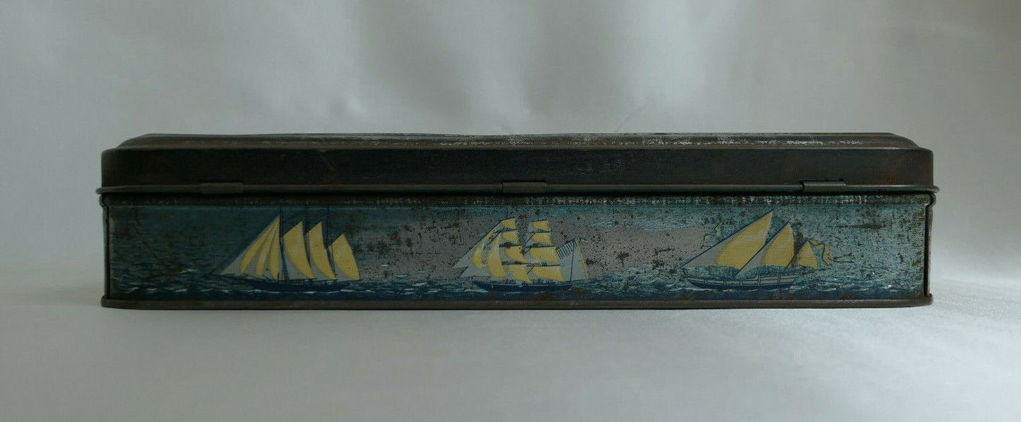 ANCIENNE BOITE TOLE LITHOGRAPHIEE BATEAU PAQUEBOT NORMANDIE