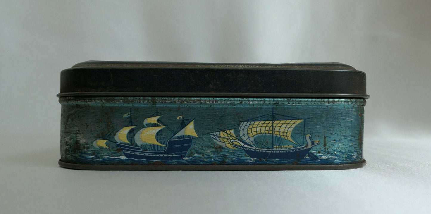 ANCIENNE BOITE TOLE LITHOGRAPHIEE BATEAU PAQUEBOT NORMANDIE