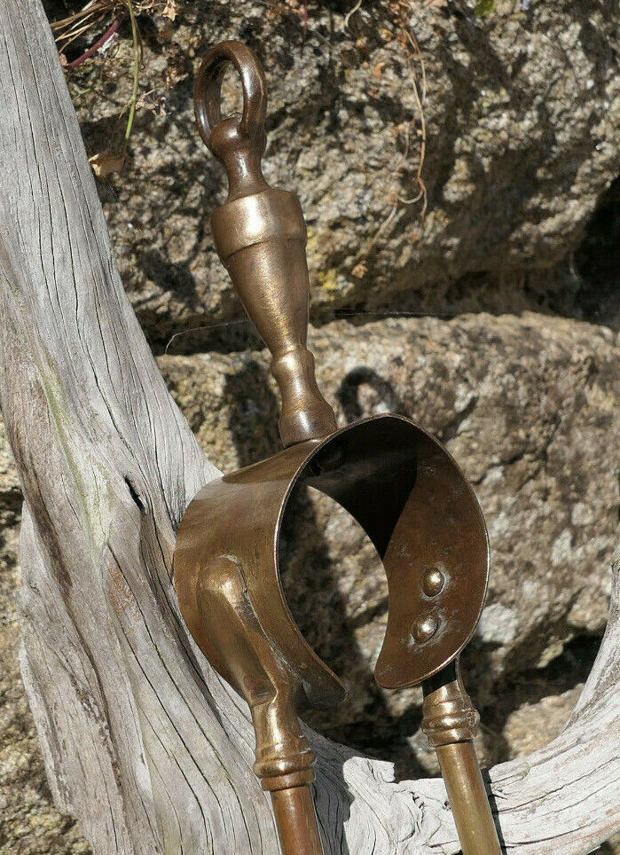 OLD CHARCOAL CLAMP METAL TOOL