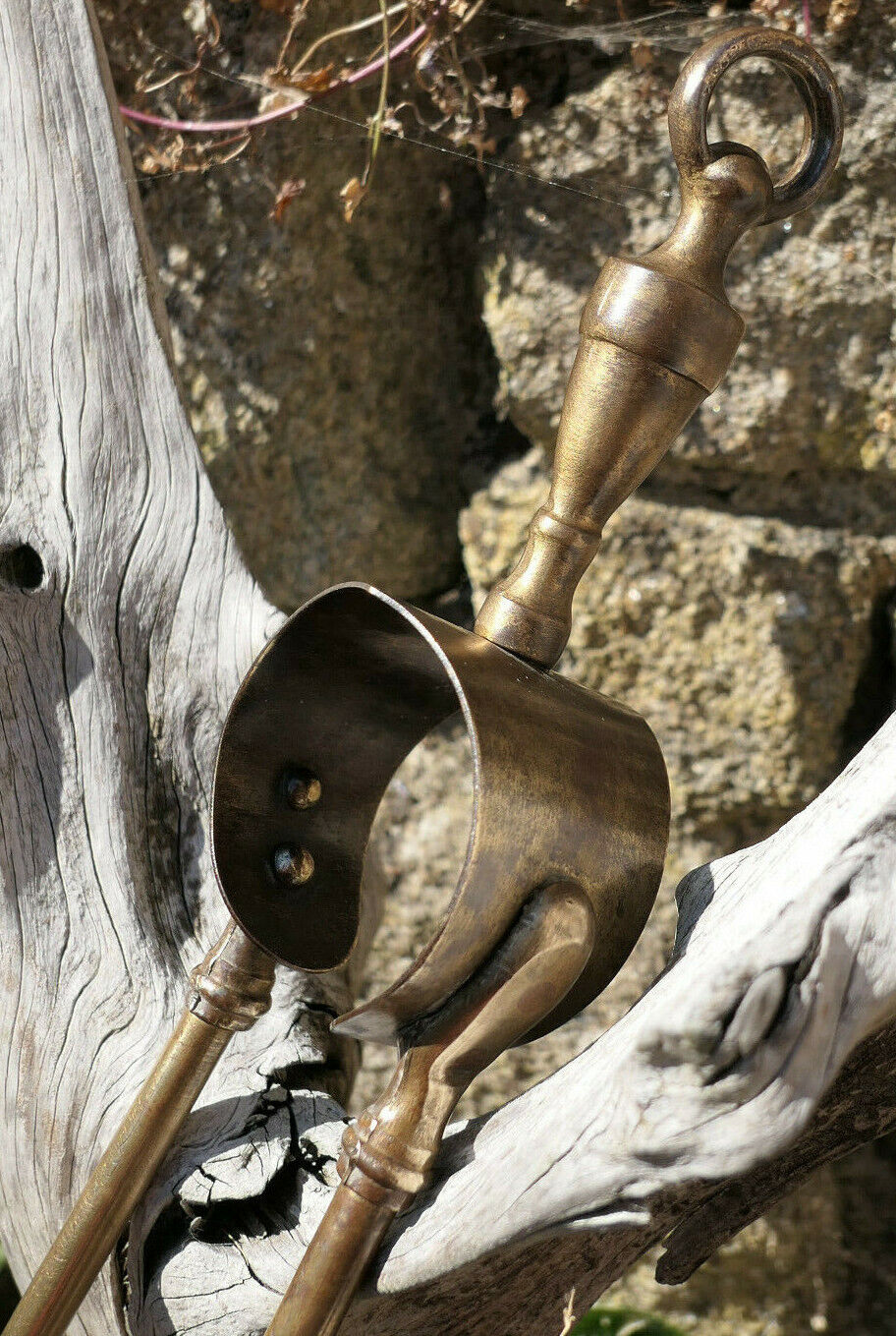ANCIENNE PINCE A CHARBON OLD CHARCOAL CLAMP METAL TOOL