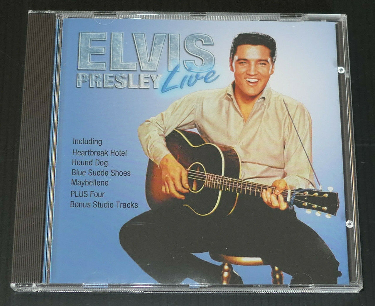 CD ELVIS PRESLEY LIVE / COMPILATION 17 TITRES / 2005