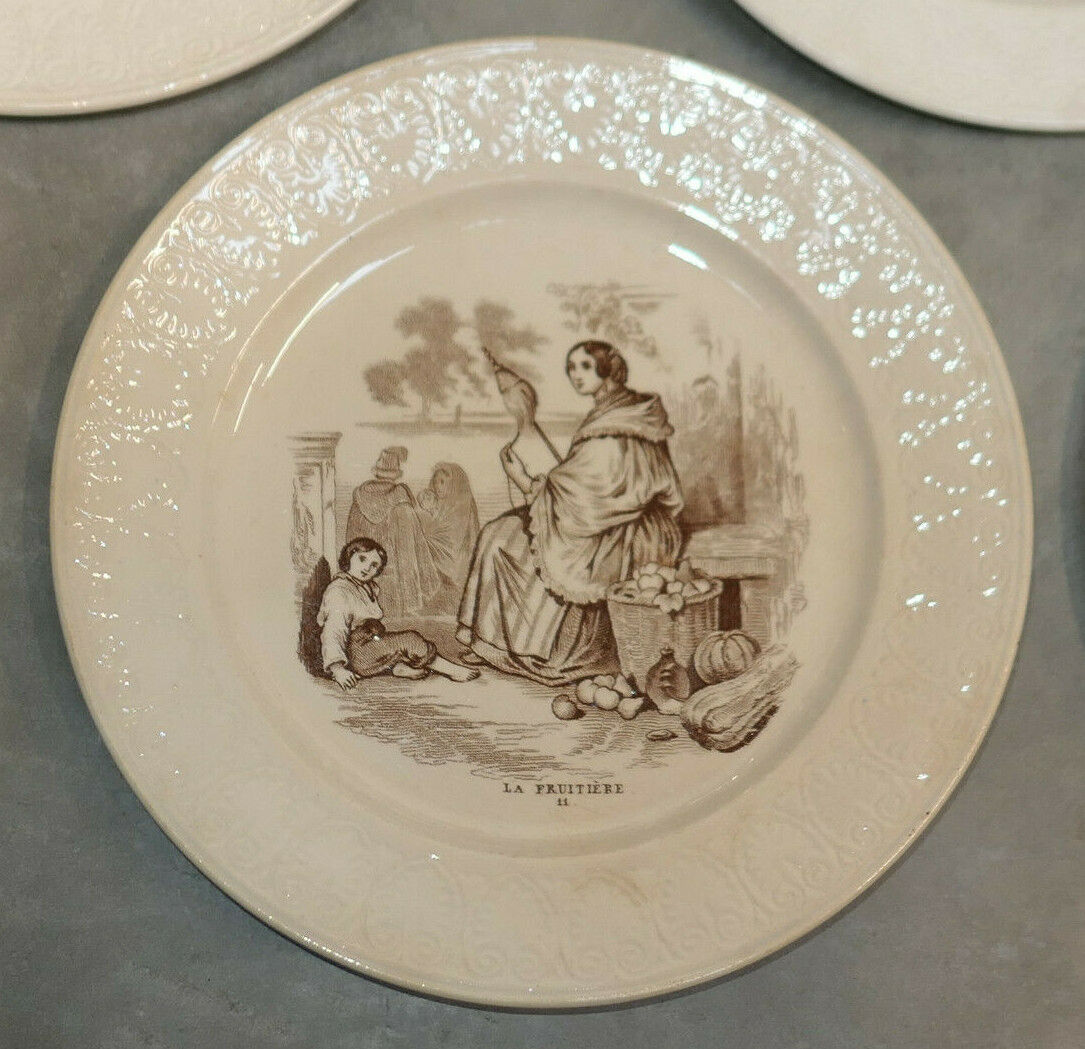 SET OF 5 SMALL PLATES BOCH FRERES KERAMIS