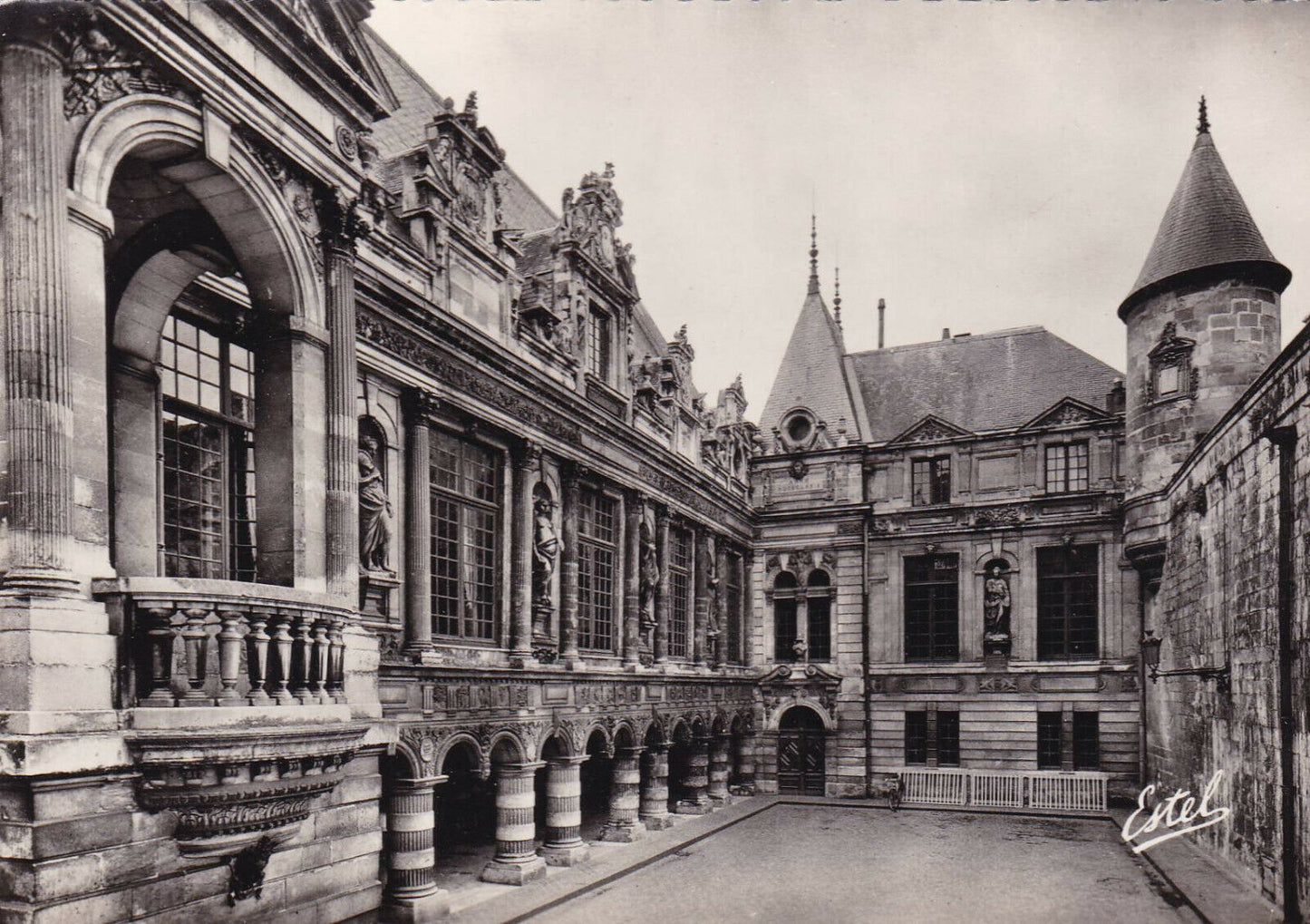LOT DE 3 CARTES POSTALES CPSM NOIR & BLANC / HOTEL DE VILLE DE LA ROCHELLE