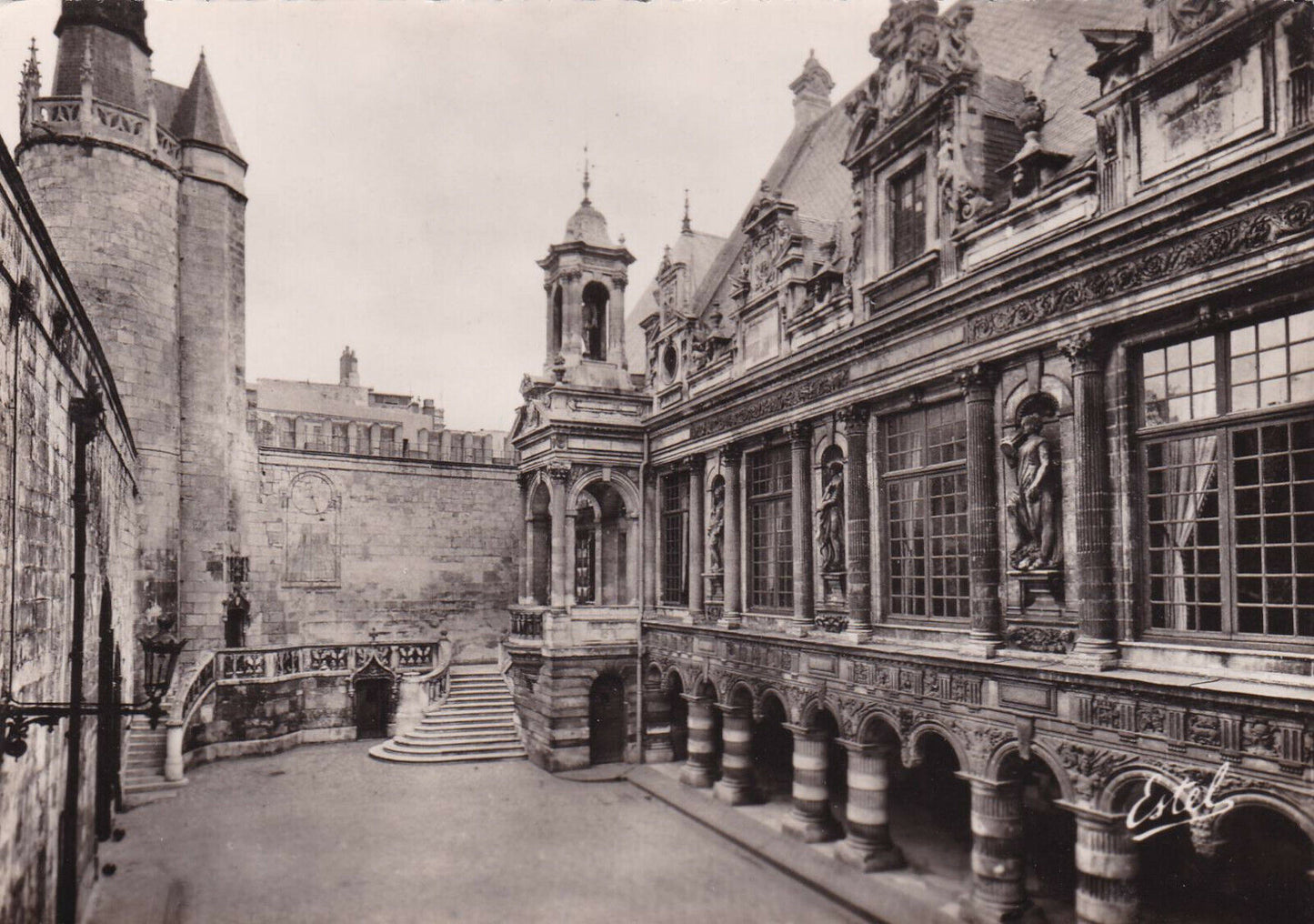 LOT DE 3 CARTES POSTALES CPSM NOIR & BLANC / HOTEL DE VILLE DE LA ROCHELLE