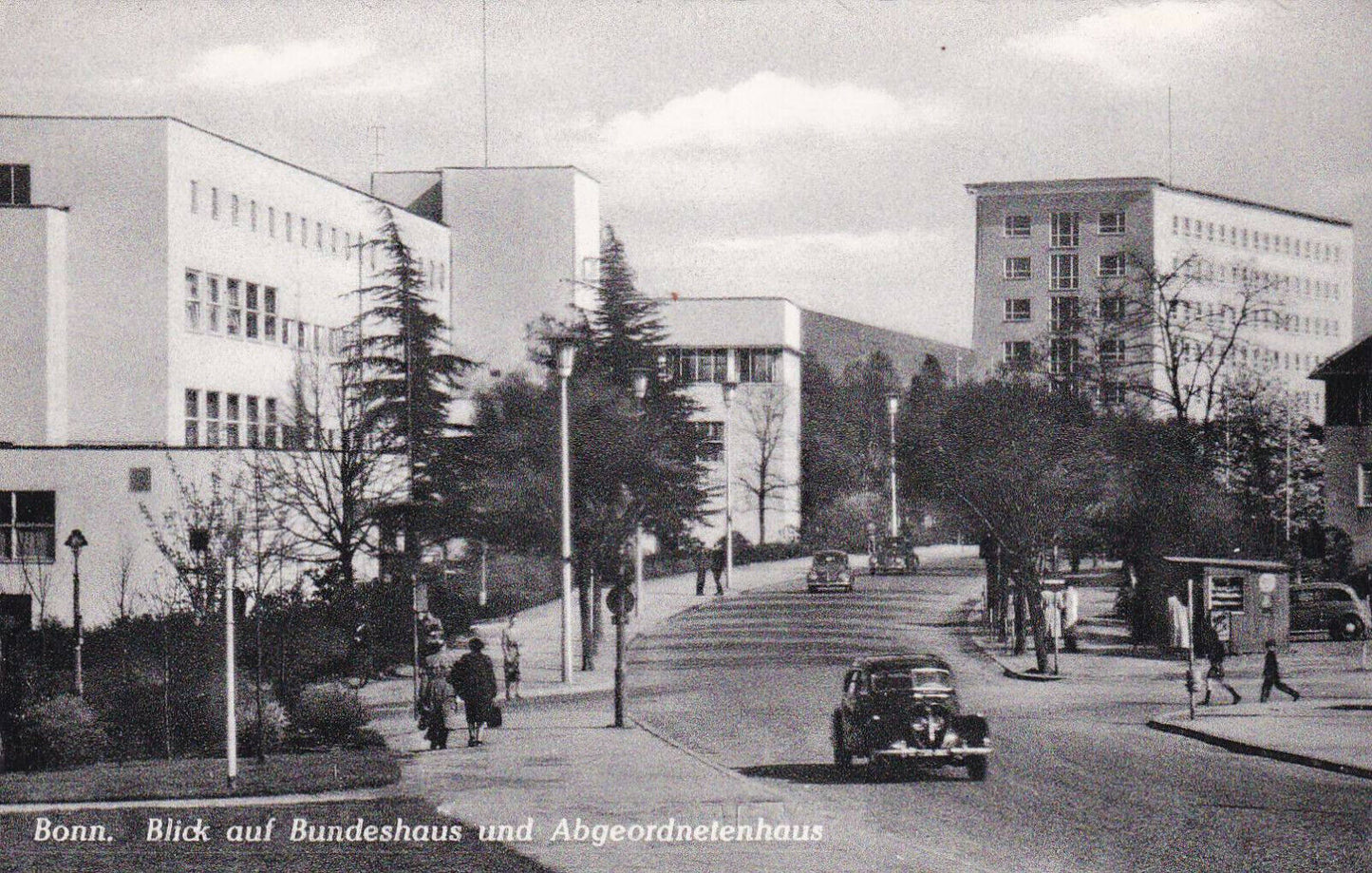 CARTE POSTALE CPSM NOIR ET BLANC BONN BLICK AUF BUNDESHAUS UND ABGEORDNETENHAUS