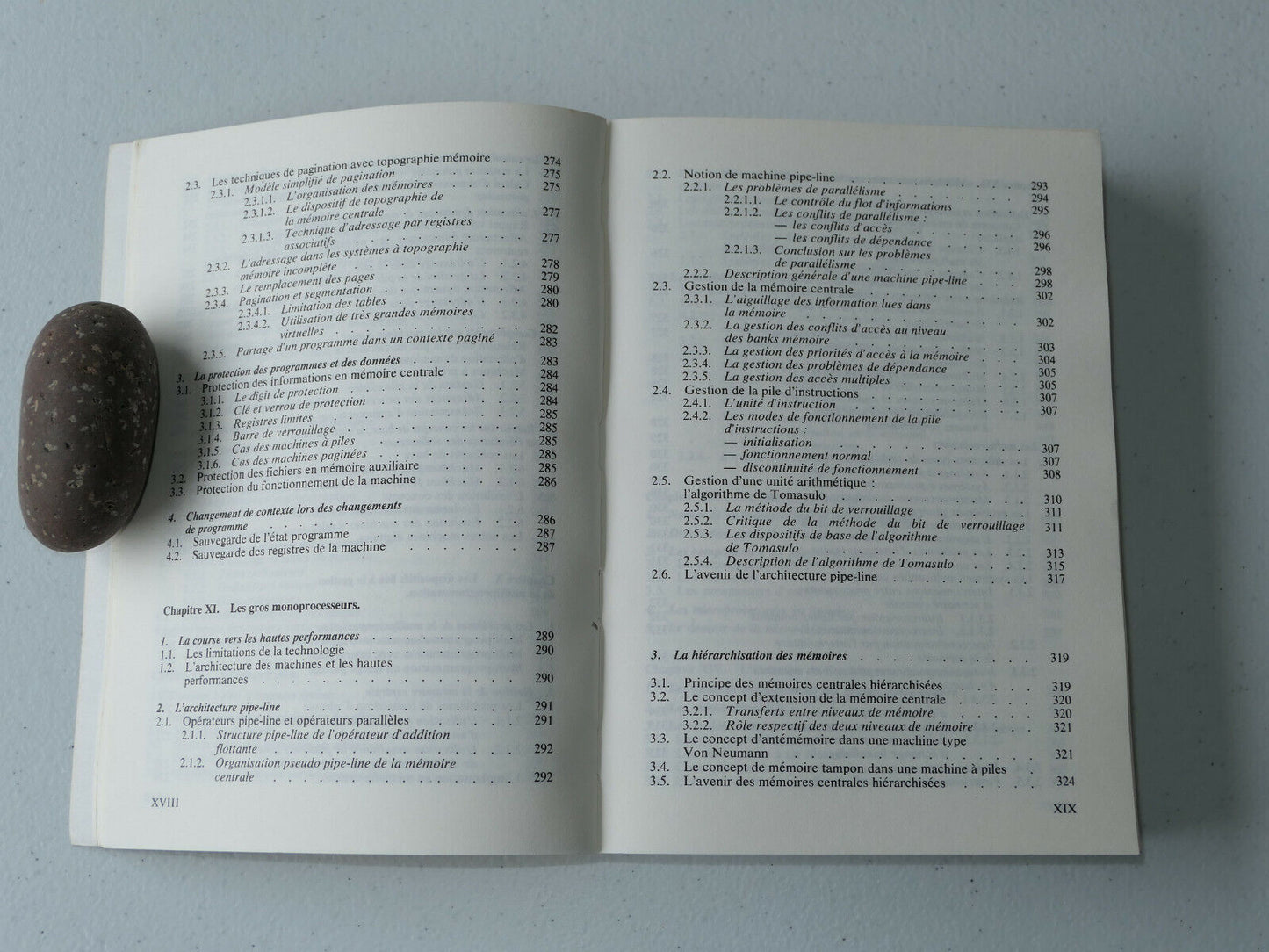 STRUCTURE ET FONCTIONNEMENT DES ORDINATEURS / J.P. MEINADIER / LAROUSSE 1984