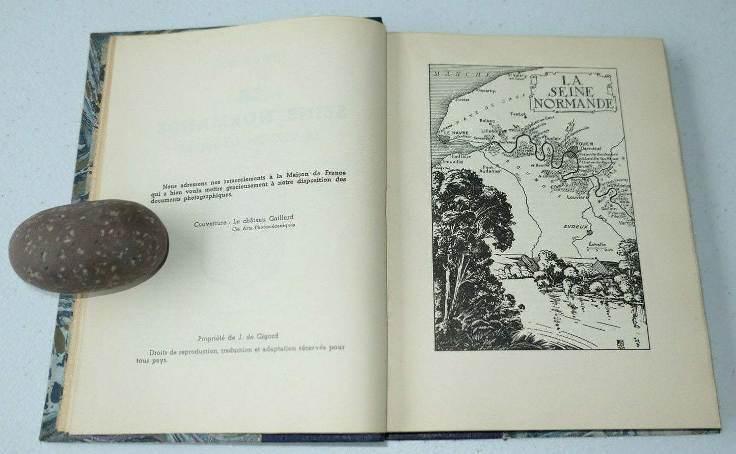 LA SEINE NORMANDE DE VERNON AU HAVRE / RENE DUMESNIL / DE GIGORD / RELIE