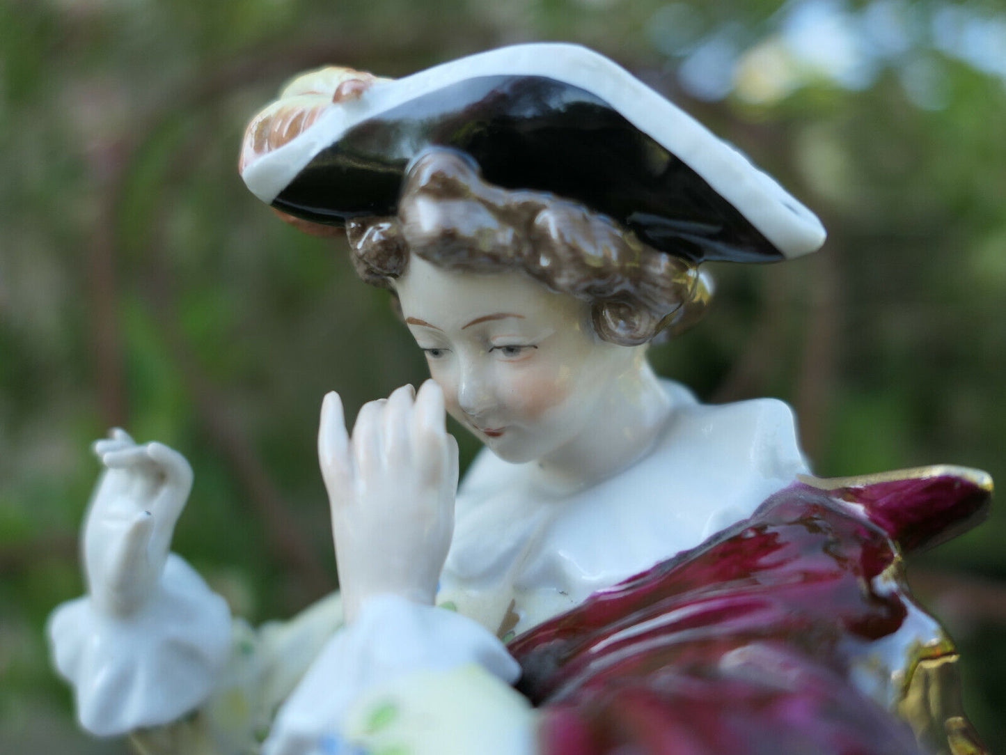 ANCIEN COUPLE DE MUSICIENS PERSONNAGES EN PORCELAINE DE SITZENDORF 19TH 28CM
