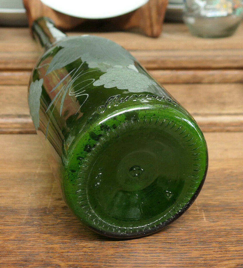 GRANDE BOUTEILLE MAGNUM VIN MUSCADET GRAVEE A LA MAIN HANDMADE ENGRAVED