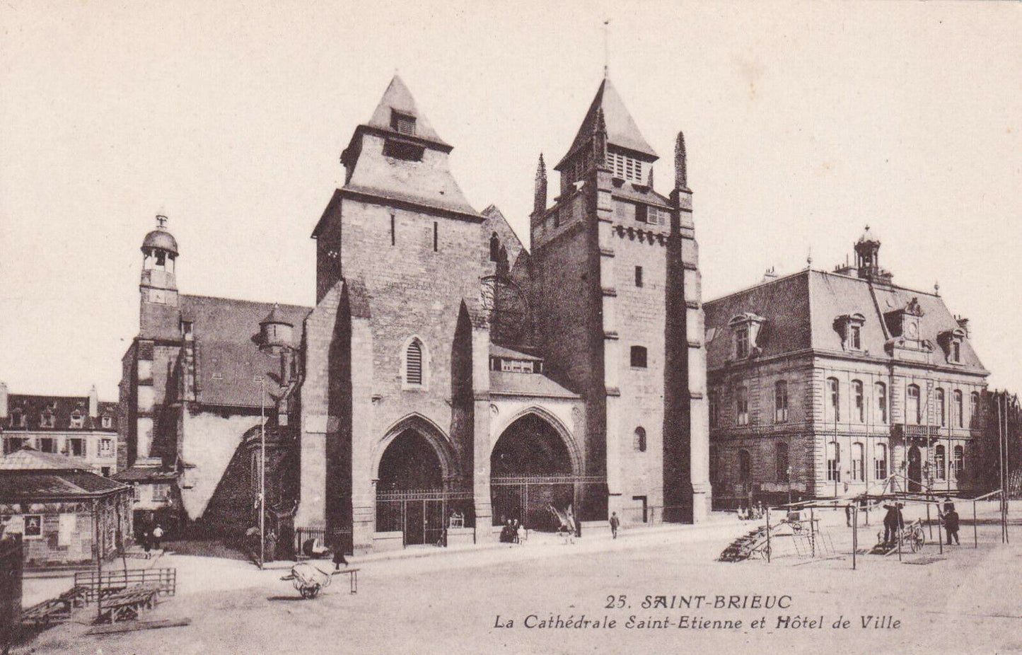 CARTE POSTALE ANCIENNE CPA / SAINT-BRIEUC LA CATHEDRALE SAINT-ETIENNE