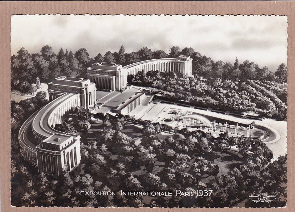 CPSM BLACK & WHITE POSTCARD / INTERNATIONAL EXHIBITION PARIS 1937 TROCADERO