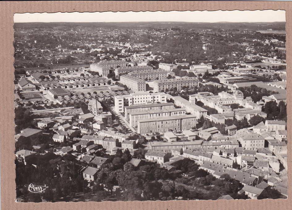 CPSM BLACK & WHITE POSTCARD / NIMES GENERAL AERIAL VIEW BARRACKS DISTRICT