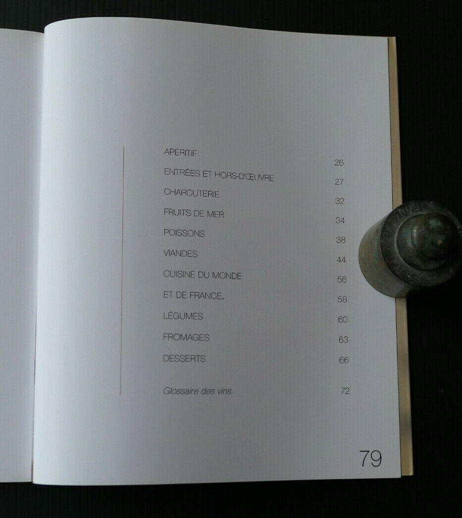 ON BOIT QUOI ? 1200 ACCORDS VINS METS / OENOLOGIE CUISINE VIN / SAEP 2004