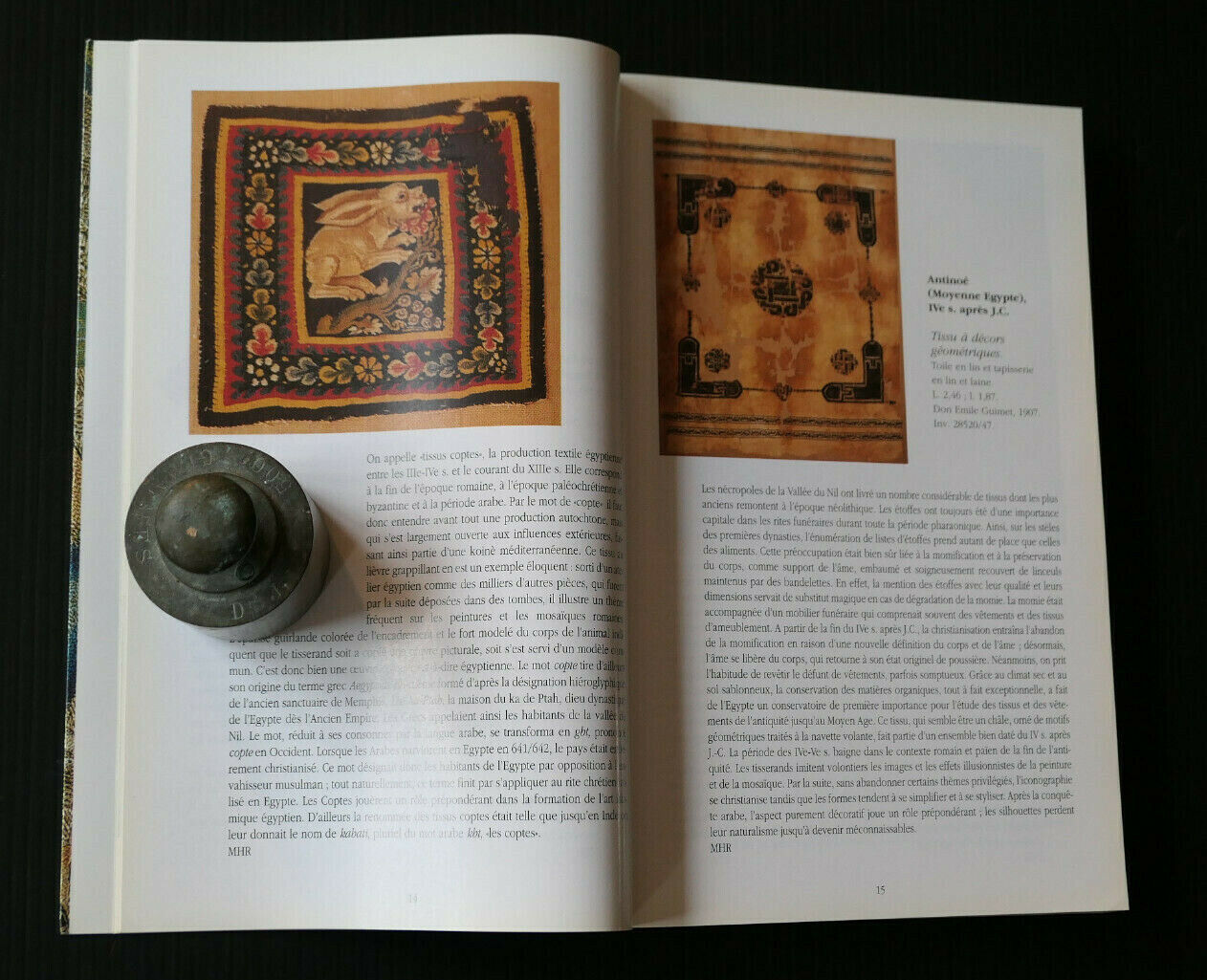 MUSEE DES TISSUS DE LYON / GUIDE DES COLLECTIONS / 1998 / TEXTILE TISSU DENTELLE