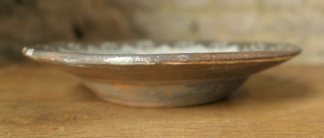 PAIRE D'ANCIENNES PETITES ASSIETTES DECOR OISEAU TERRE CUITE A IDENTIFIER