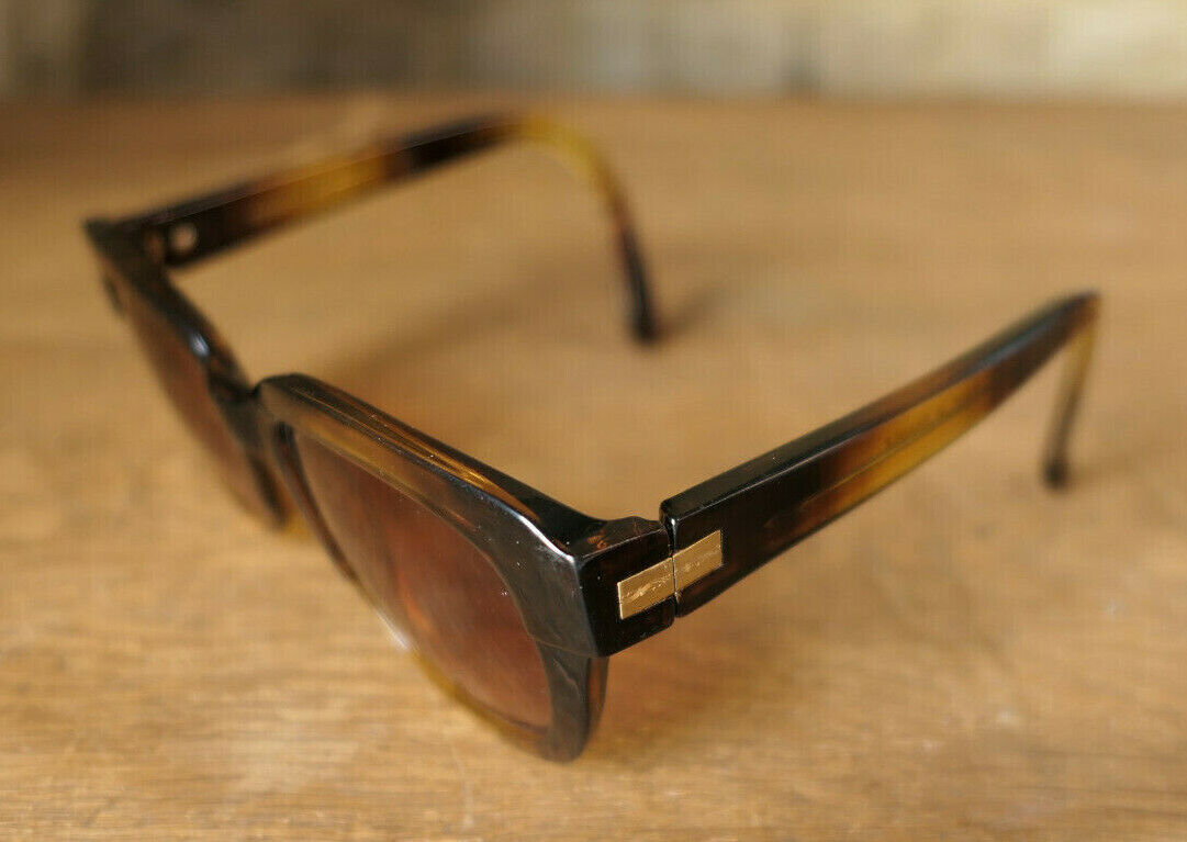 PAIRE DE LUNETTES DE SOLEIL VINTAGE KENZO SUNGLASSES