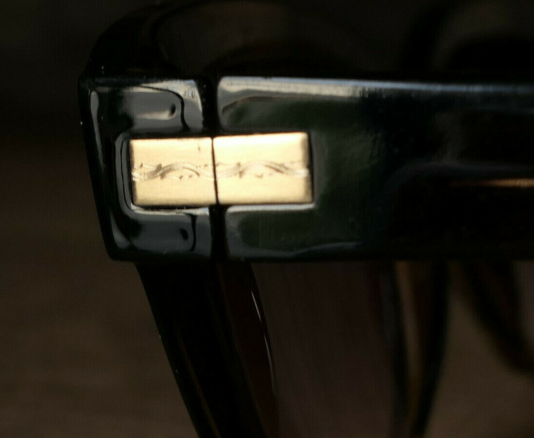 PAIRE DE LUNETTES DE SOLEIL VINTAGE KENZO SUNGLASSES