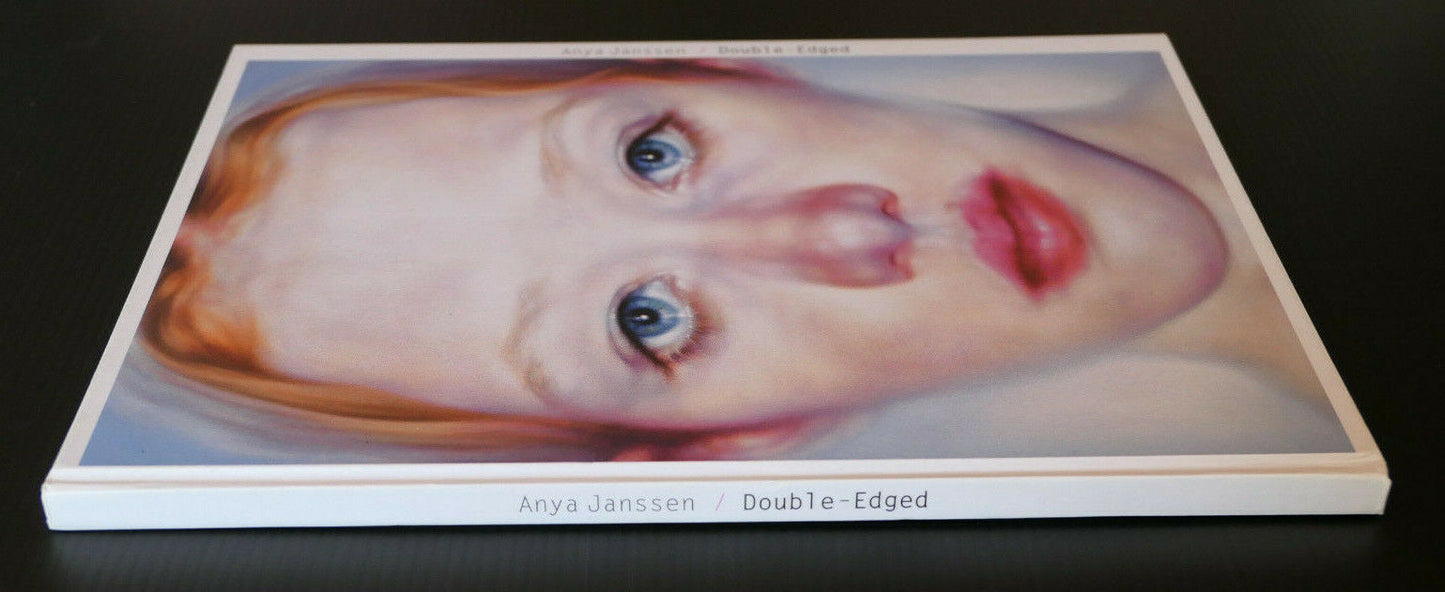 ANYA JANSSEN / DOUBLE-EDGED / 2003 / PHOTOGRAPHY ART