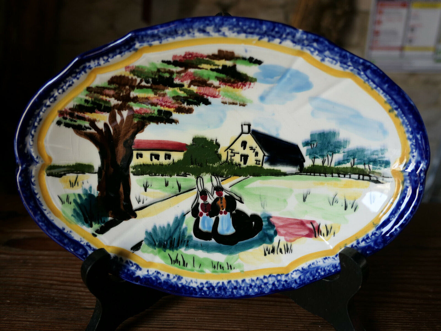 PETIT PLAT COUPELLE OU RAVIER EN FAIENCE / MBFA PORNIC LE POULIGUEN
