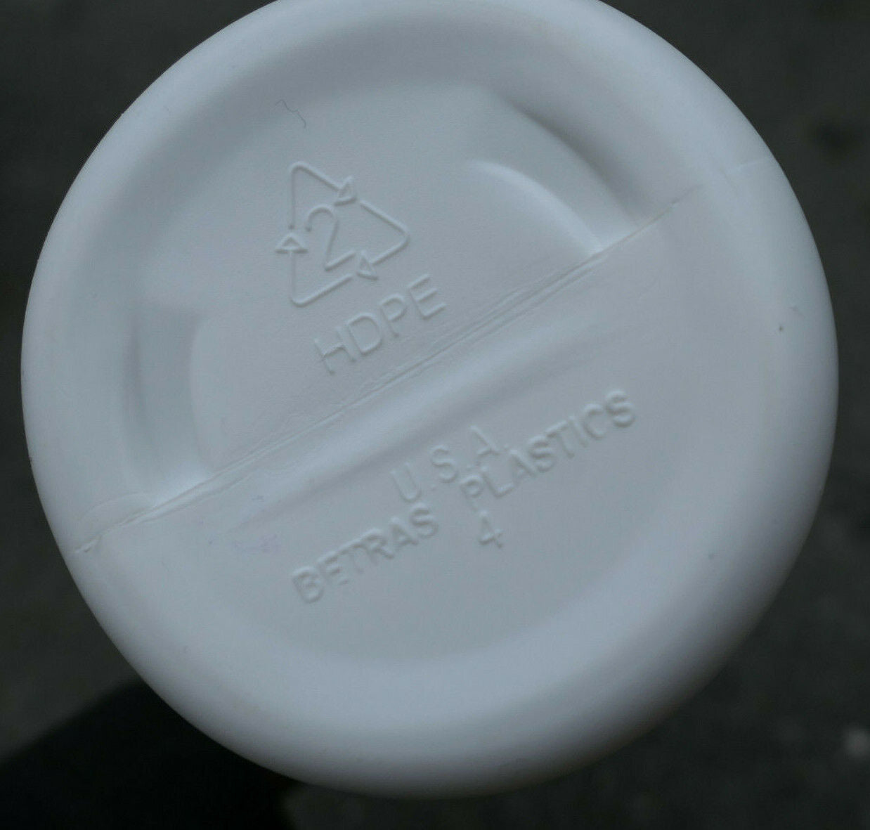 WALT DISNEY WORLD MICKEY PLASTIC BOTTLE VINTAGE 1980'S COLLECTIBLE