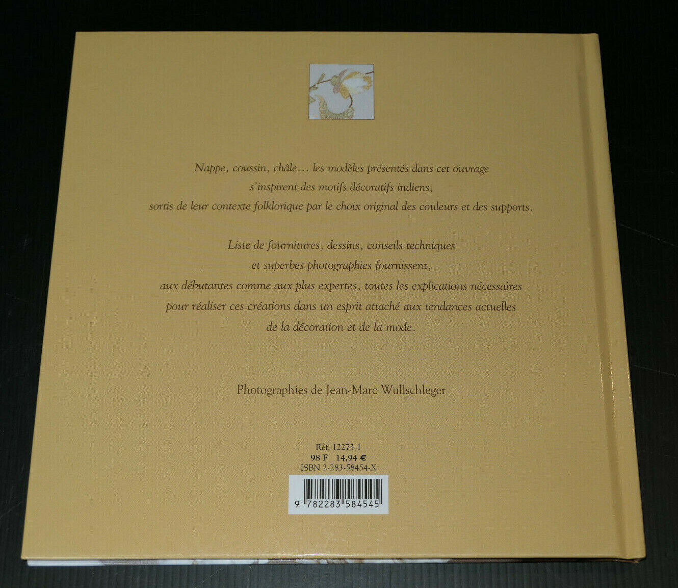 LOT DE 2 LIVRES / BRODERIES INDIENNES / LE POINT DE CROIX & LE JARDIN / LTA DMC