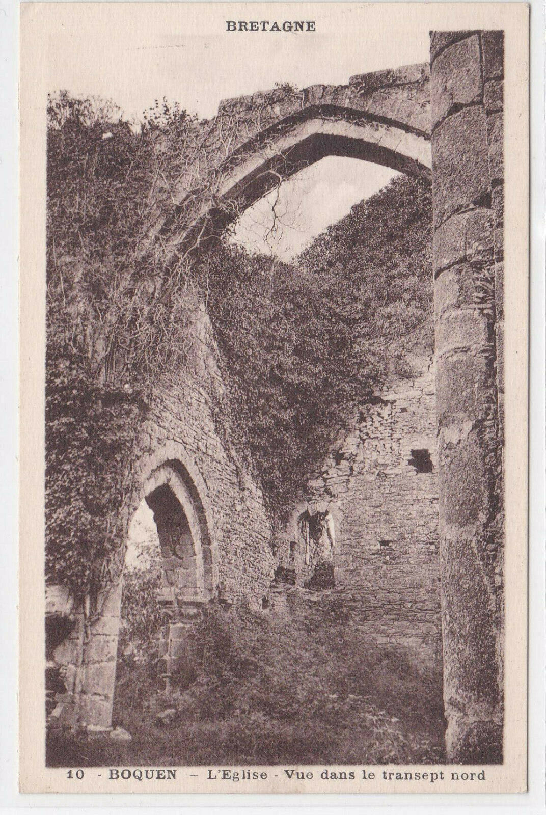 CARTE POSTALE ANCIENNE CPA BOQUEN L'EGLISE VUE DANS LE TRANSEPT NORD BRETAGNE