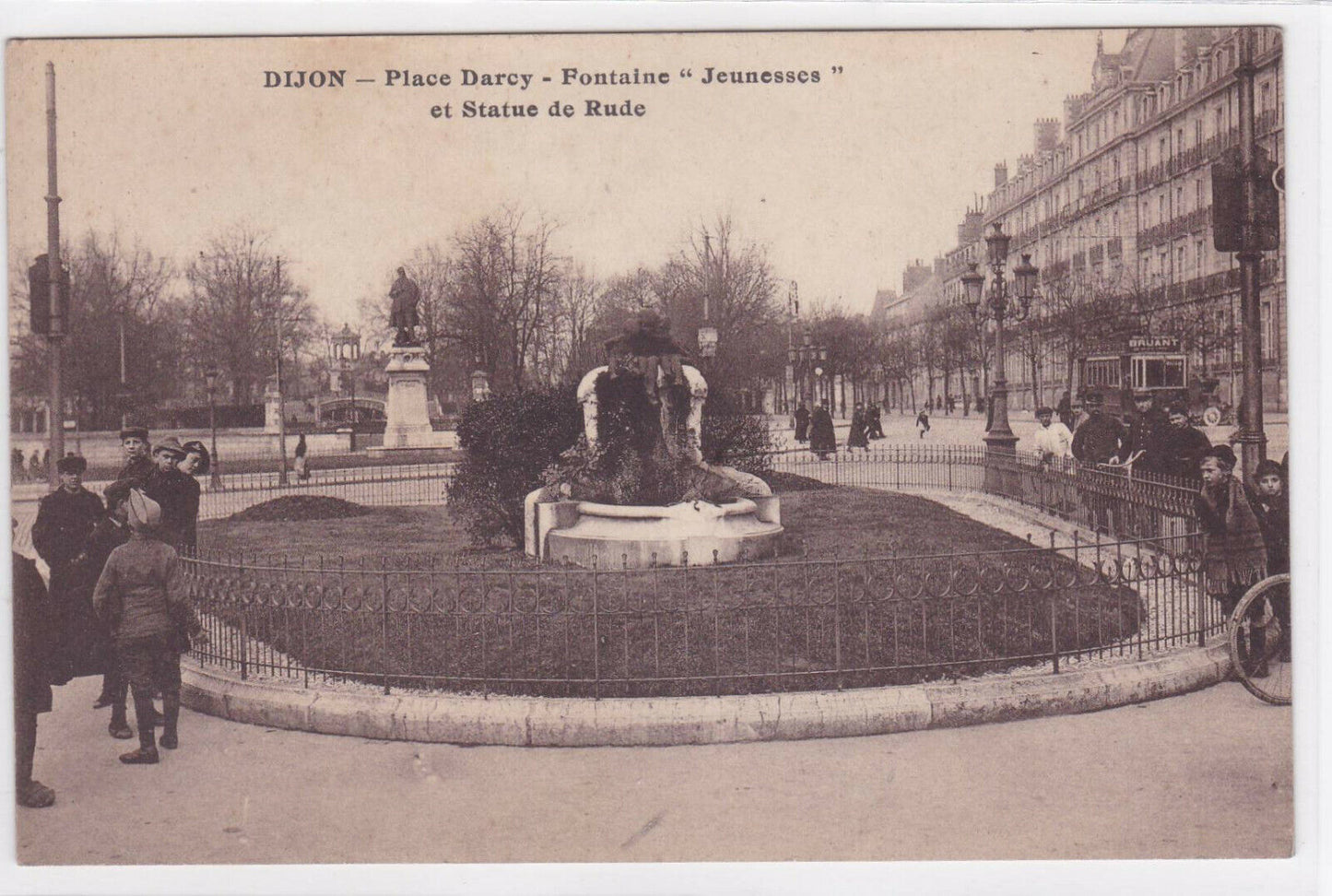 OLD POSTCARD CPA DIJON PLACE DARCY FONTAINE YOUTH STATUE OF RUDE