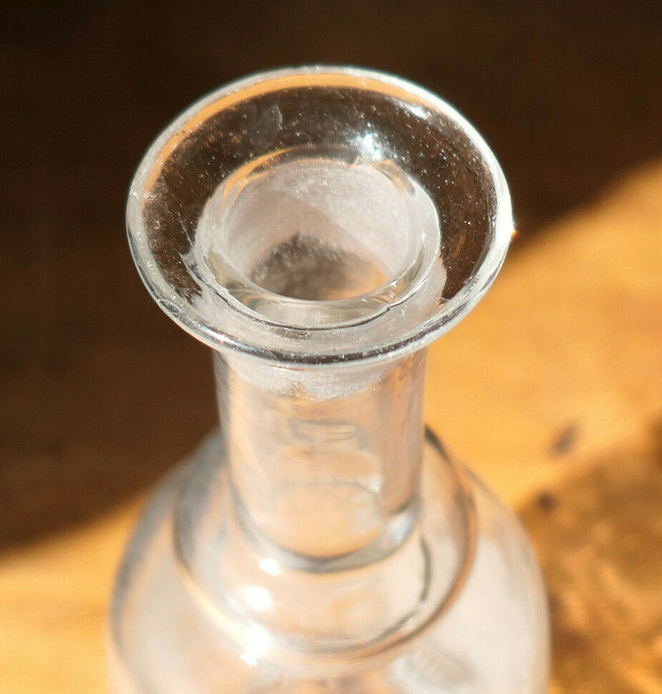 ANCIENNE CARAFE EN VERRE SOUFFLE GRAVE BRETAGNE FETE MARIAGE SONNEUR BINIOU DECO