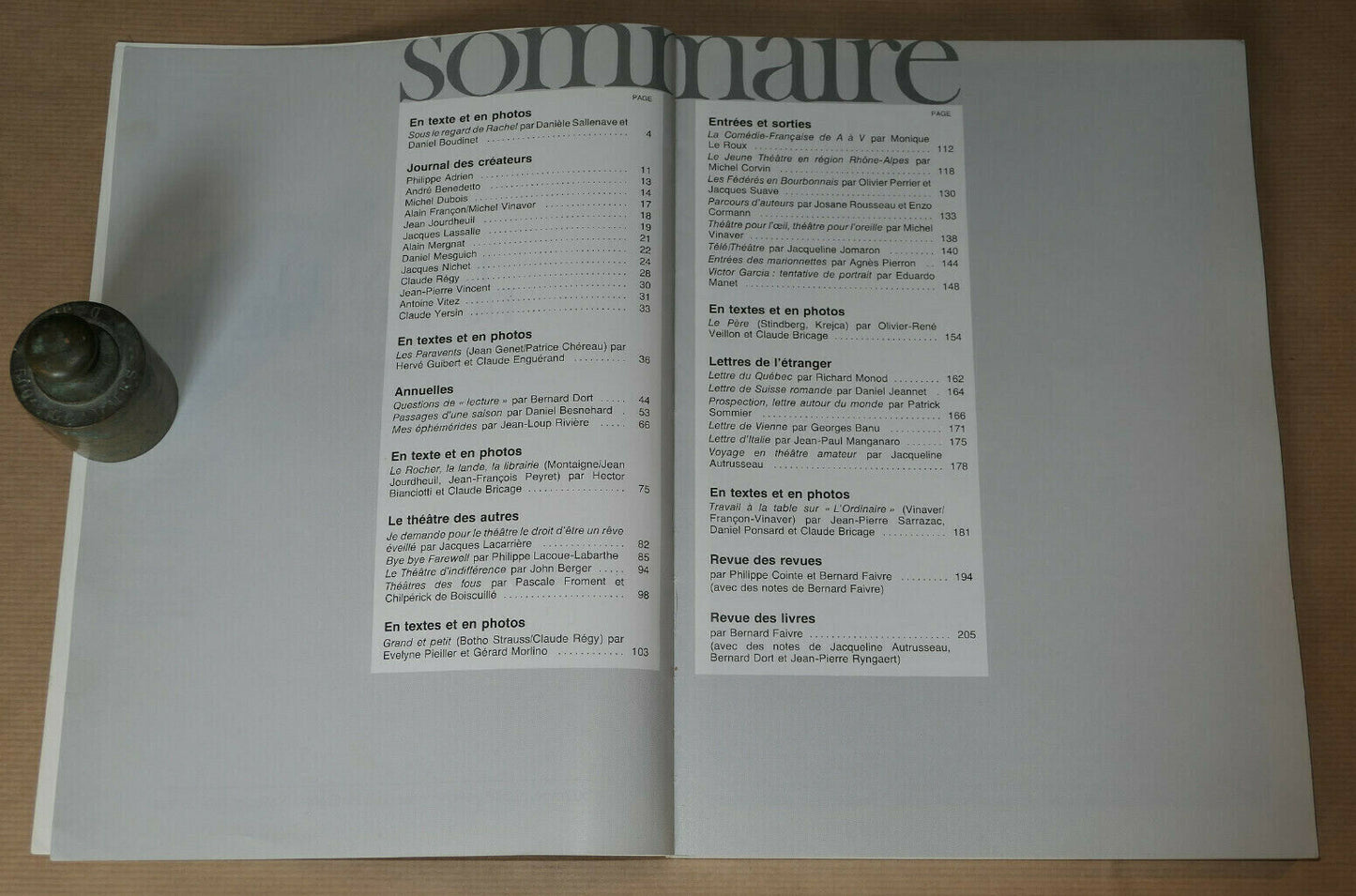 L'ANNUEL DU THEATRE / LOT DE 2 NUMEROS / SAISONS 1981-1982 1982-1983