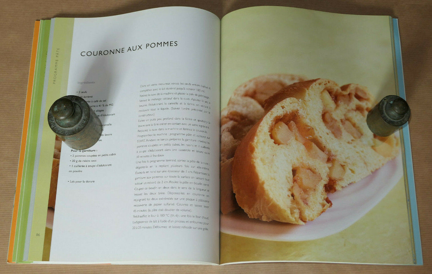PAINS & BRIOCHES ALLEGES A LA MACHINE APAIN / RECETTES PHOTOS NUTRITION / 2008