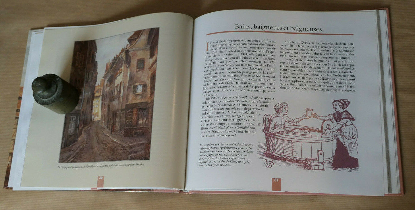 LES PETITS SECRETS DU VIEUX STRASBOURG / GUY TRENDEL ROBERT WARTER HISTOIRE 1994