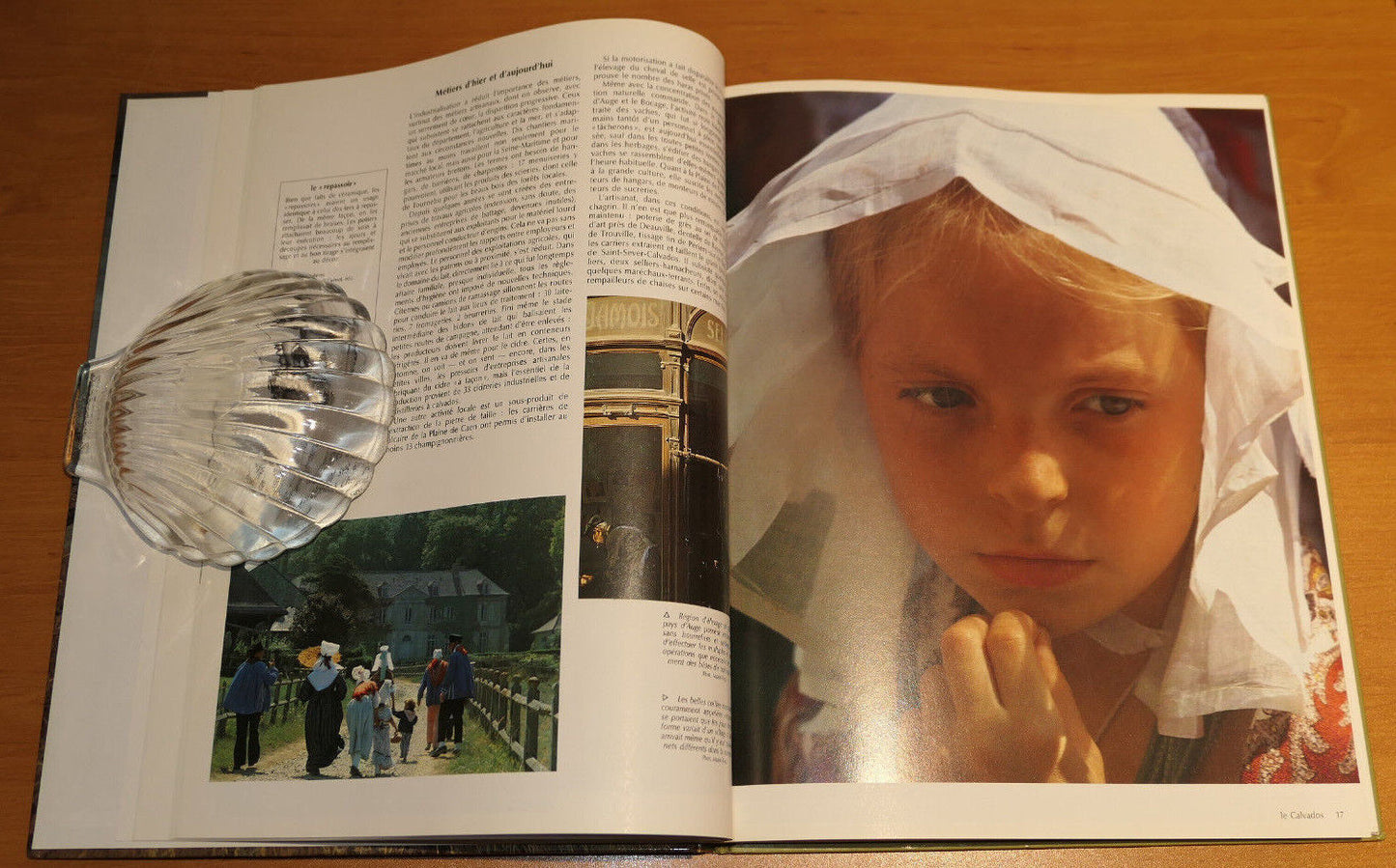 PAYS ET GENS DE NORMANDIE / VIE QUOTIDIENNE METIERS PATRIMOINE TRADITIONS / 1982