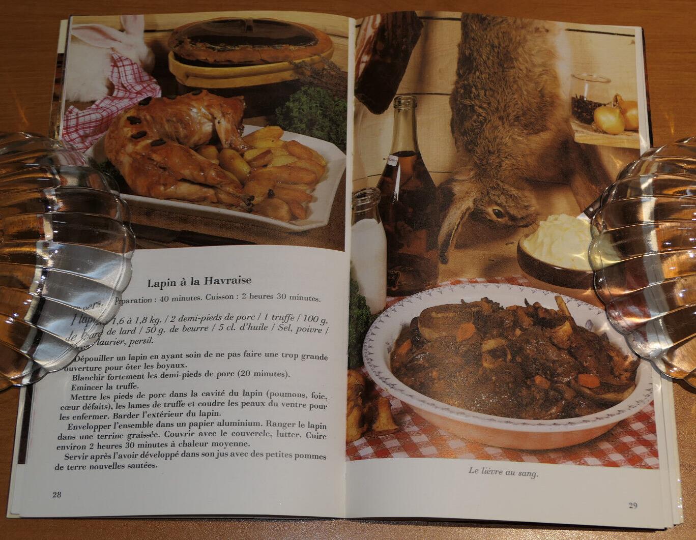 COLLECTION OF NORMANDY GASTRONOMY / 85 SIMPLE RECIPES / CUISINE PHOTOS / 1986