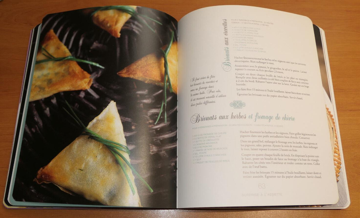 INVITATIONS GOURMANDES 14 MENUS POUR DINERS CHICS / LAURETTA 2007 / CUISINE
