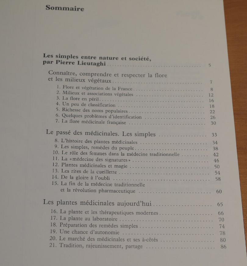 LES SIMPLES ENTRE NATURE ET SOCIETE HISTOIRE DES PLANTES MEDICINALES FRANCAISES
