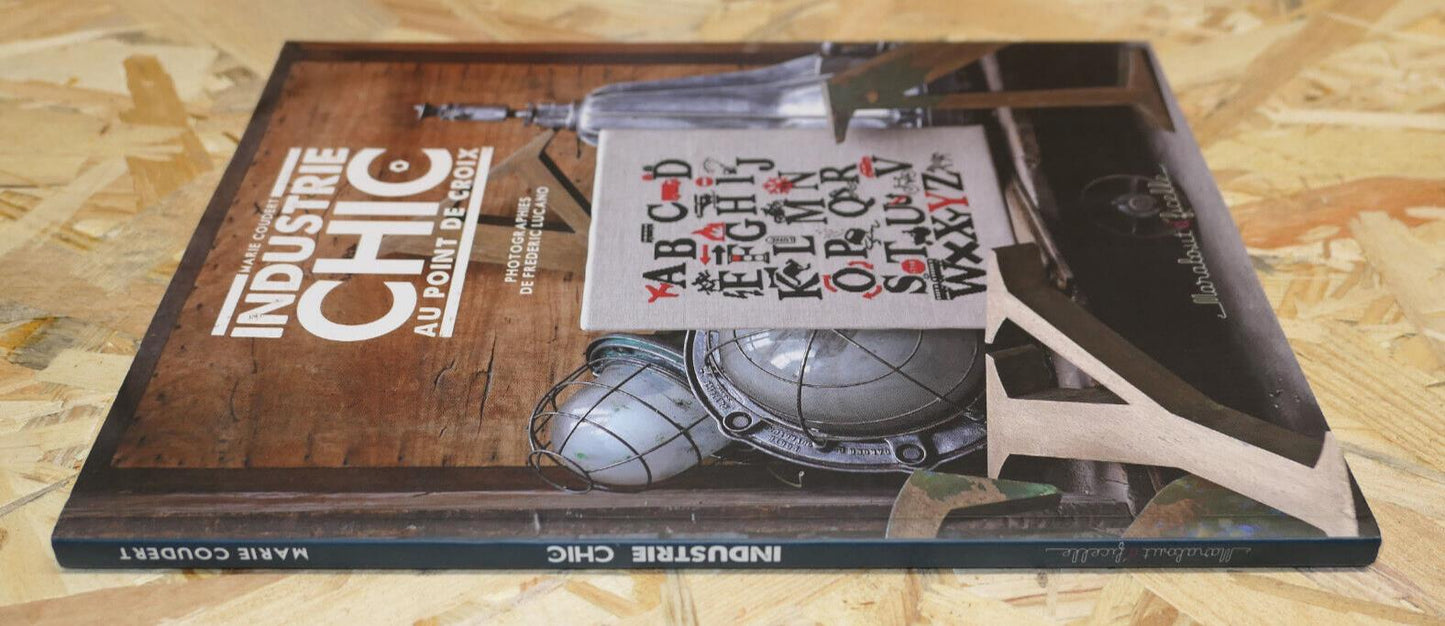 INDUSTRIE CHIC AU POINT DE CROIX / BRODERIE / MARABOUT 2011