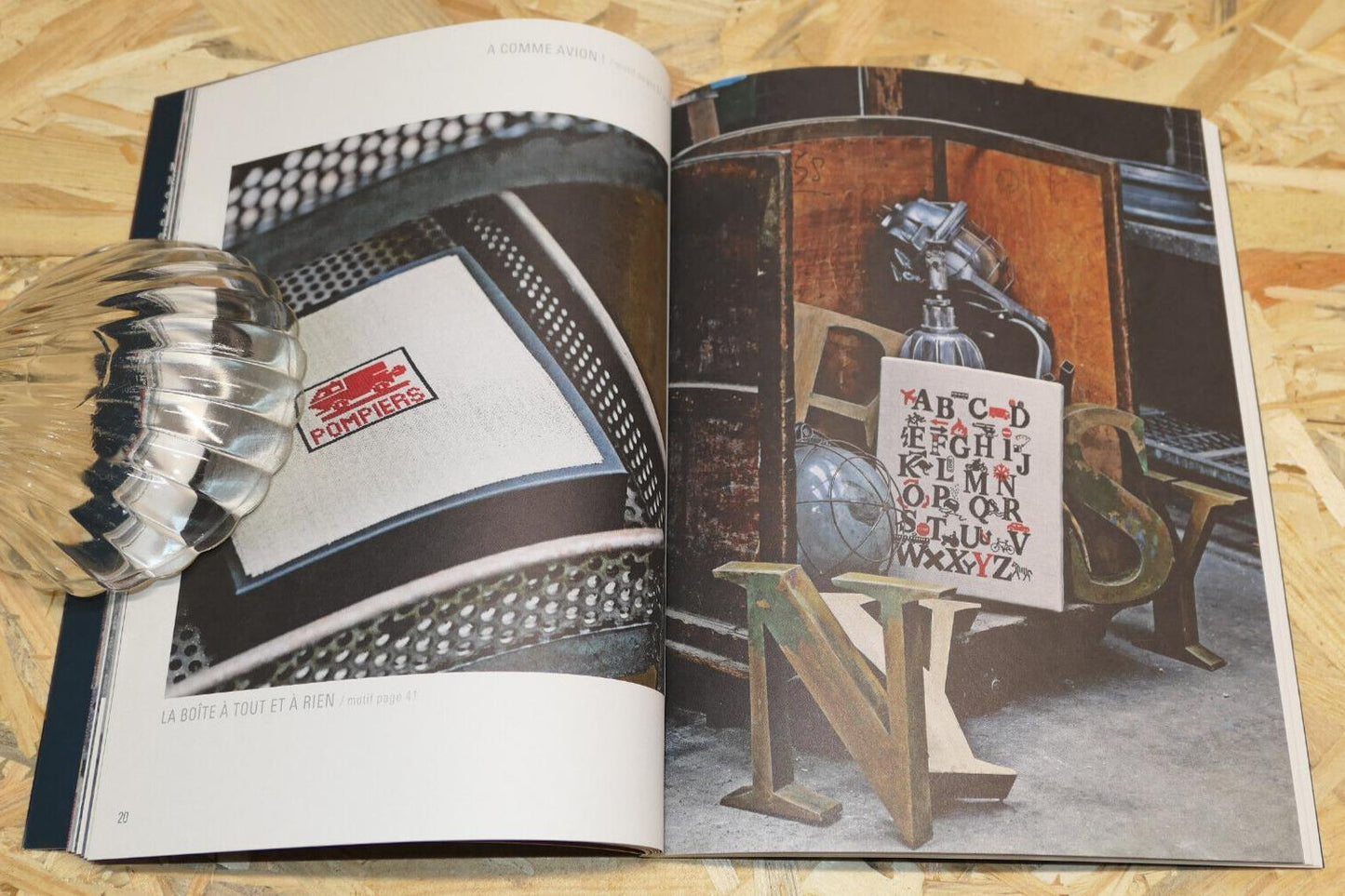 INDUSTRIE CHIC AU POINT DE CROIX / BRODERIE / MARABOUT 2011