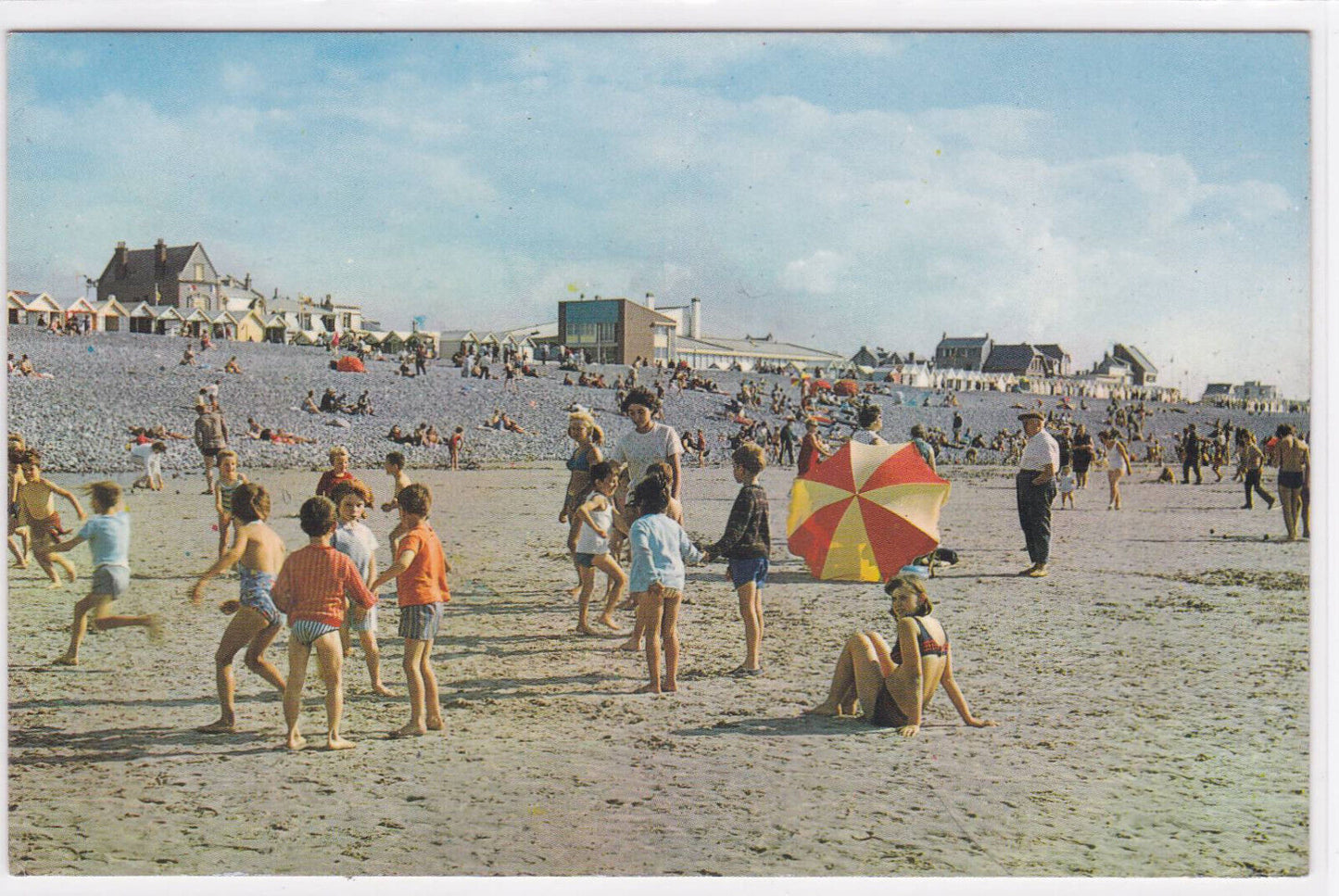 POSTCARD CPSM CAYEUX SUR MER ON THE SAND OF THE BEACH AT LOW TIDE (1969)