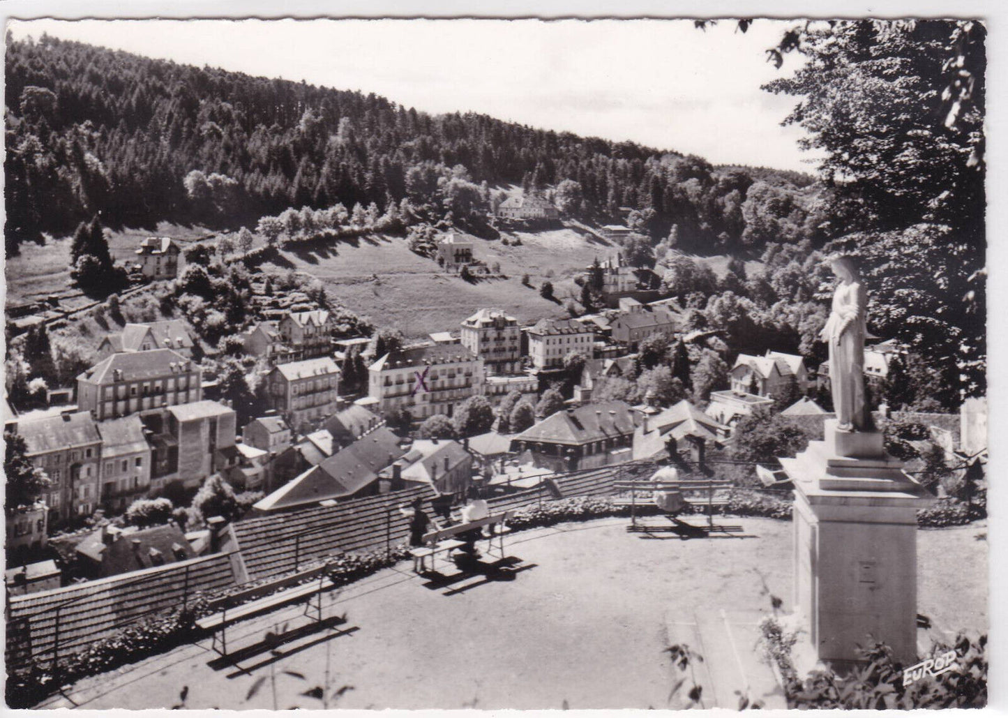 CARTE POSTALE CPSM PLOMBIERES-LES-BAINS VUE GENERALE VOSGES