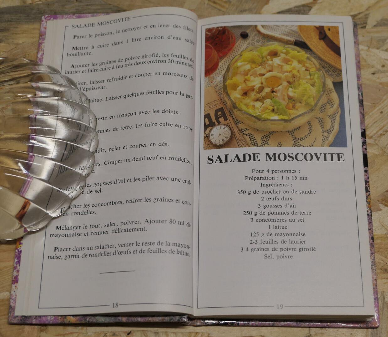 SAVOIR PREPARER LA CUISINE RUSSE / IDEES RECETTES GASTRONOMIE PHOTOS / 1990