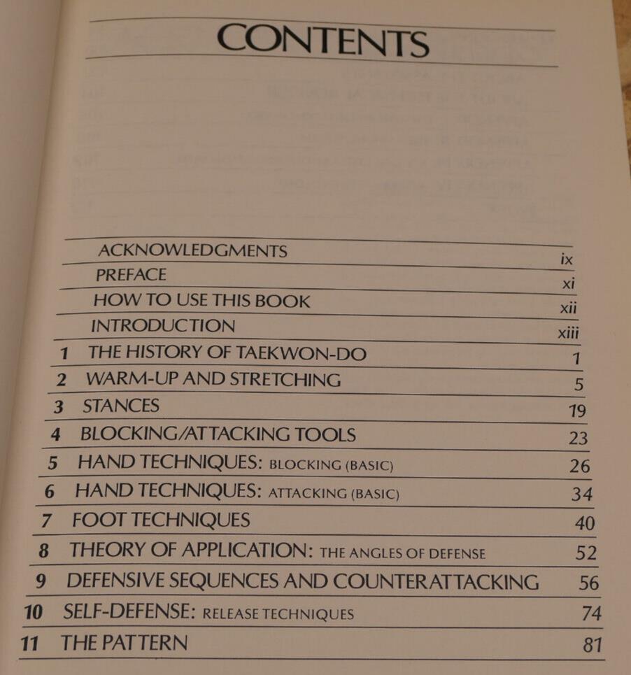 TAEKWON-DO A GUIDE TO THE THEORIES OF DEFENSIVE MOVEMENT / MARTIAL ART 1984