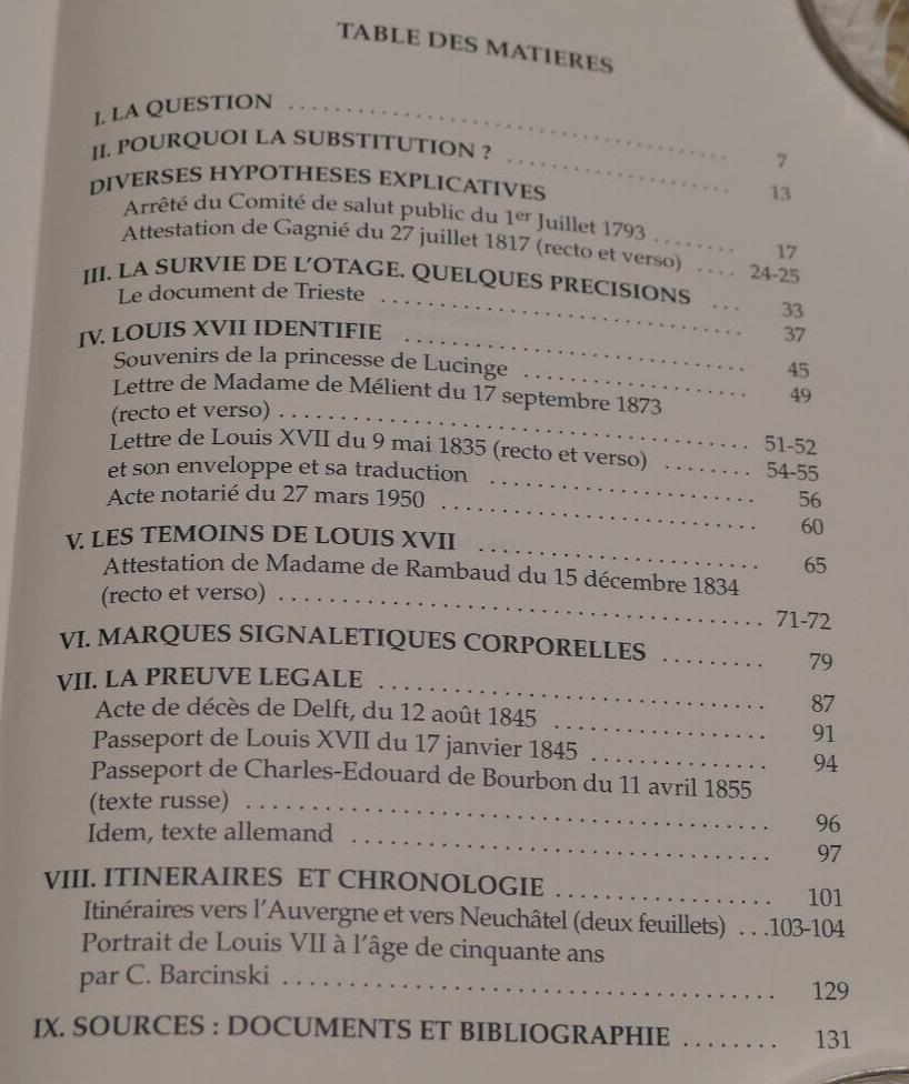 LOUIS XVII LE LIVRE DU BICENTENAIRE / XAVIER DE ROCHE / HISTOIRE DOCUMENTS 1995